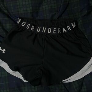 Underamour athletic shorts